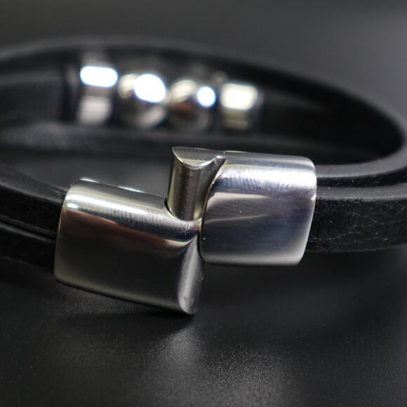 Stainless Steel Leather Bracelet W/ Skulls Accent SBR-788 - Picture 5 of 9